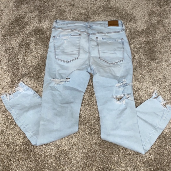 American Eagle Ripped Jean - Picture 3 of 5